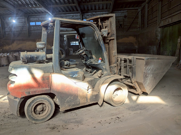 トラックの販売フォークリフト