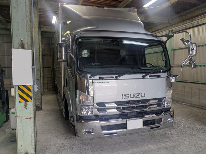 トラックの販売フォワード