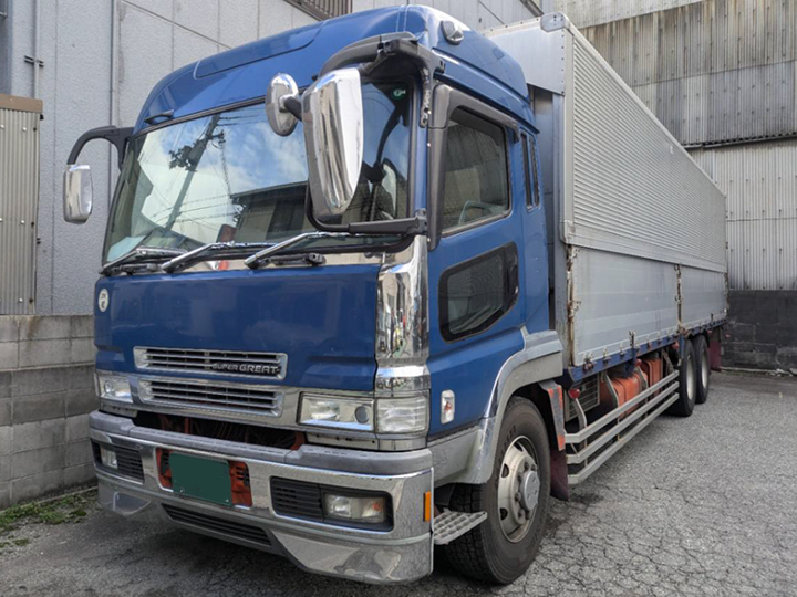 トラックの販売スーパーグレード