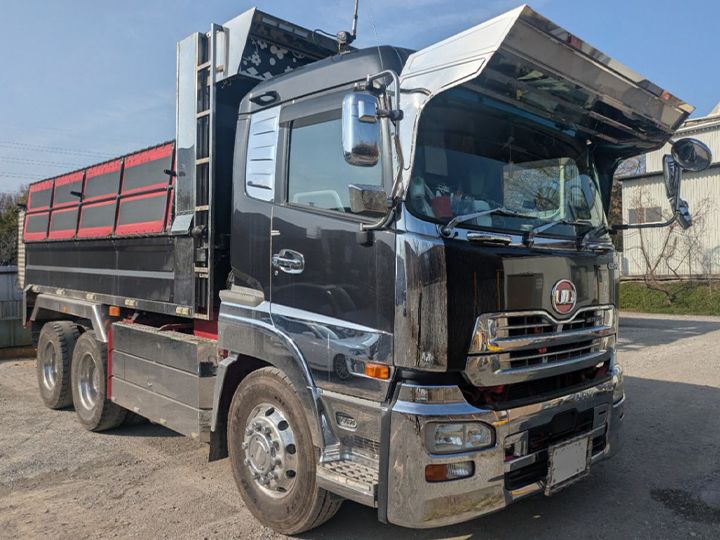 トラックの販売クオン