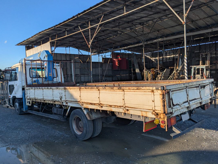 トラックの販売コンドル