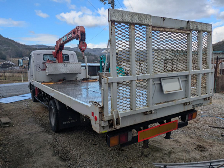 トラックの販売キャンター