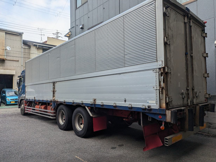 トラックの販売スーパーグレード