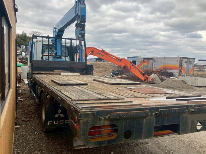 トラックの販売ファイター