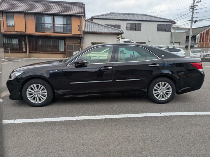 トラックの販売クラウンロイヤル