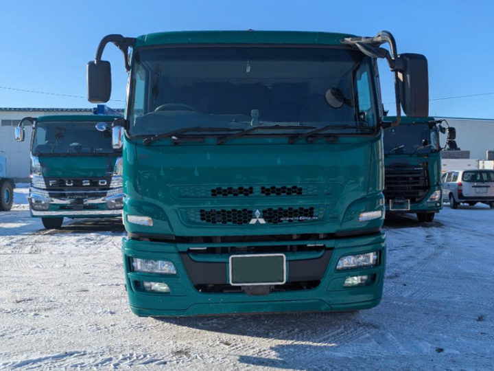 トラックの販売スーパーグレート