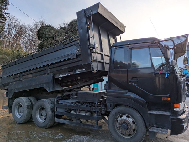 トラックの販売ビックサム