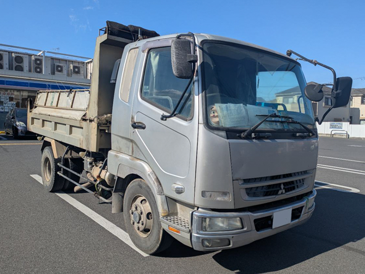 トラックの販売ファイター