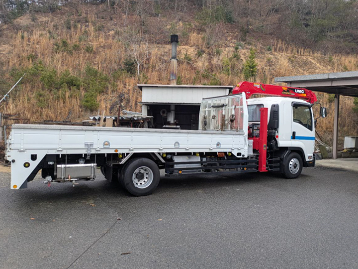 トラックの販売フォワード