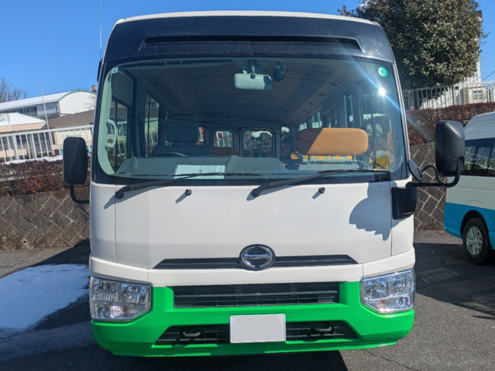 トラックの販売リエッセ