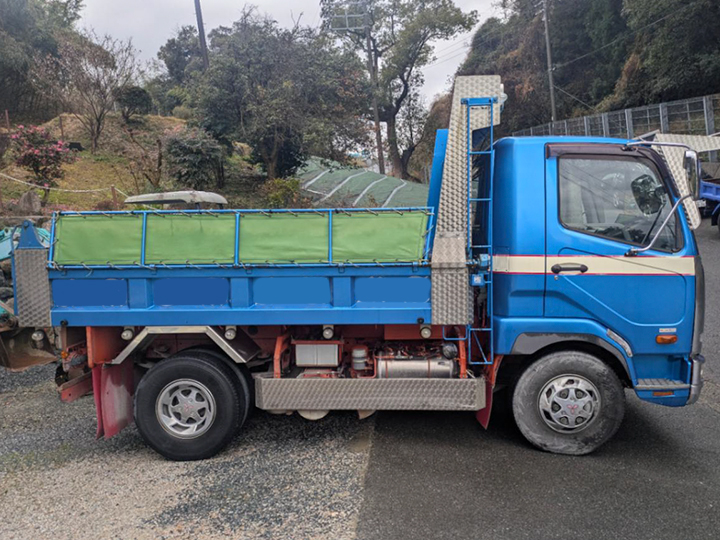 トラックの販売4ｔダンプ