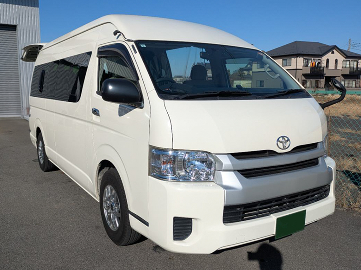 トラックの販売ハイエースコミューター