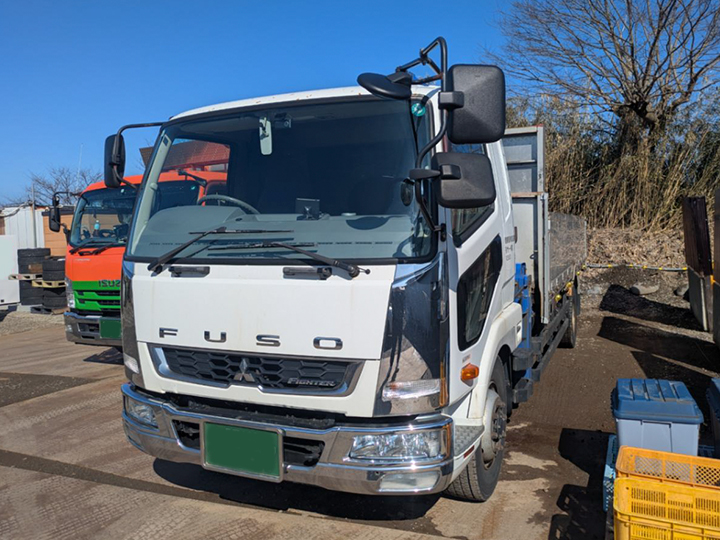 トラックの販売ファイター