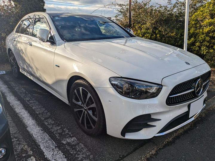 トラックの販売ベンツ