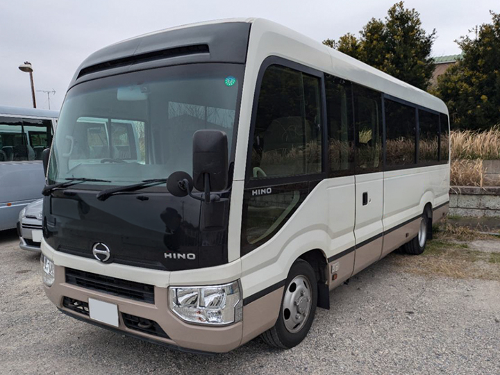 トラックの販売リエッセ