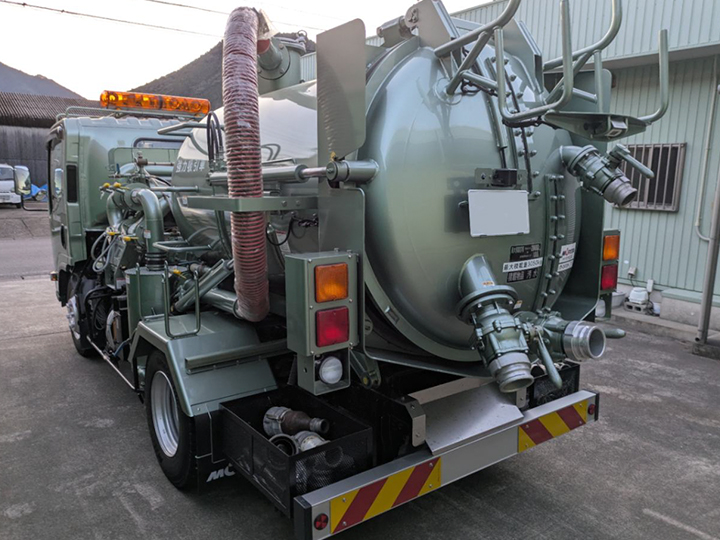 トラックの販売ギガ