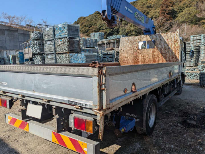 トラックの販売エルフ