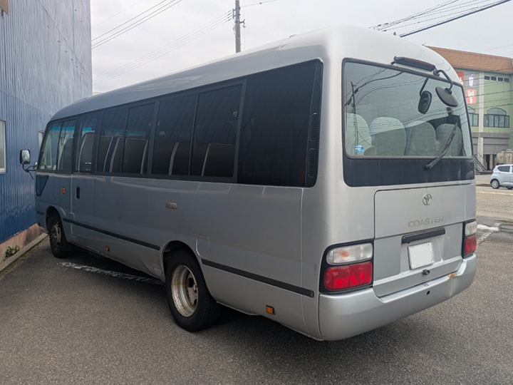 トラックの販売コースター