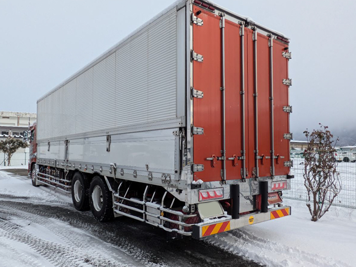 トラックの販売クオン