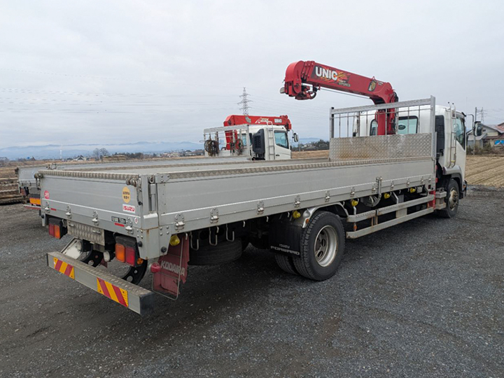 トラックの販売フォワード