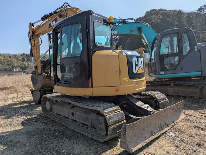 トラックの販売ユンボ