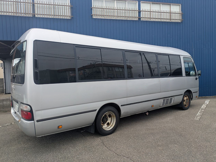 トラックの販売コースター