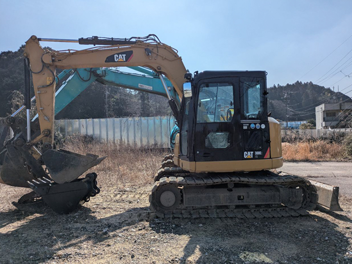 トラックの販売ユンボ