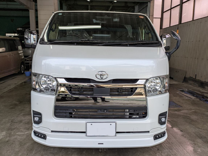 トラックの販売ハイエース