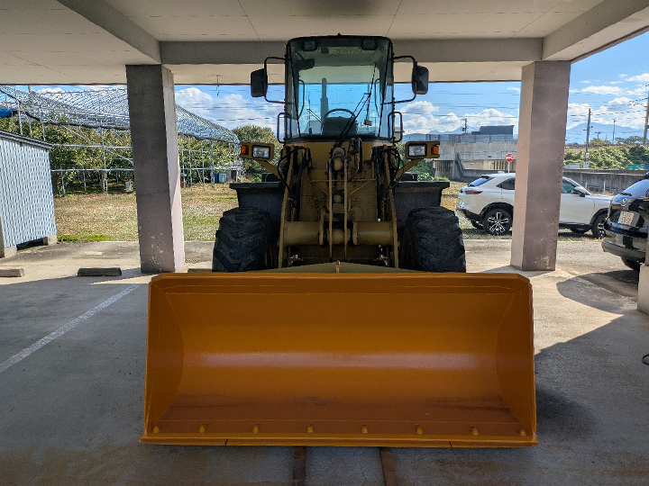 トラックの販売タイヤショベル