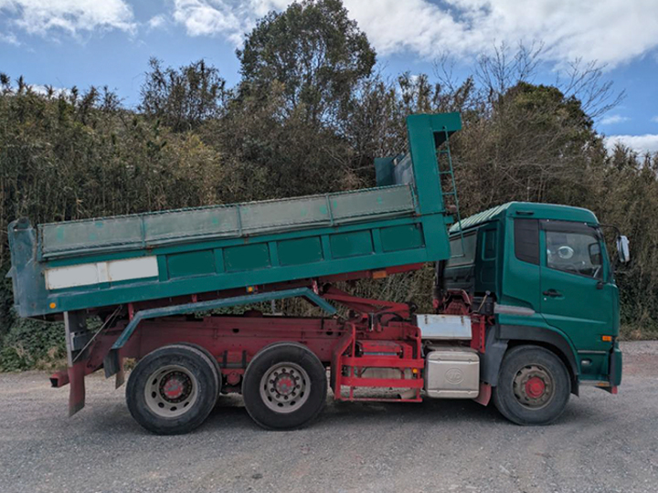 トラックの販売UD