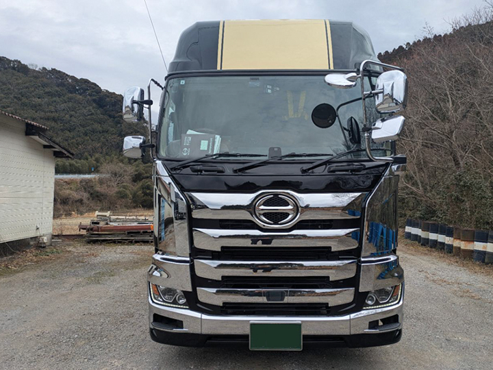 トラックの販売プロフィア