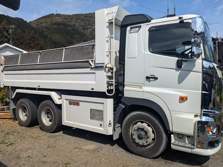 トラックの販売プロフィア