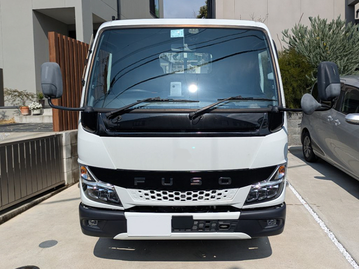 トラックの販売キャンター