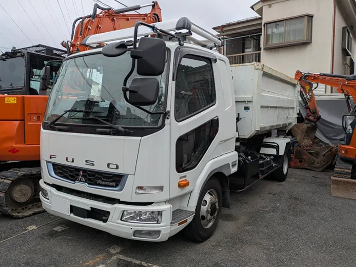 トラックの販売ファイター