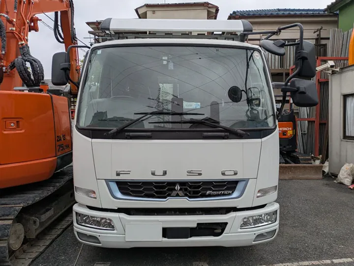 トラックの販売ファイター