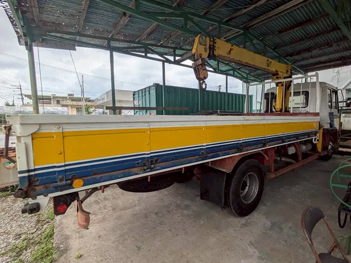 トラックの販売ファイター