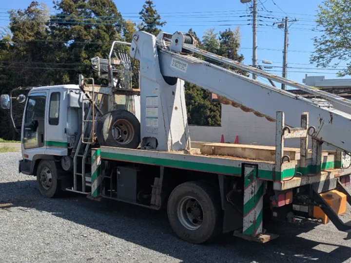 トラックの販売フォワード