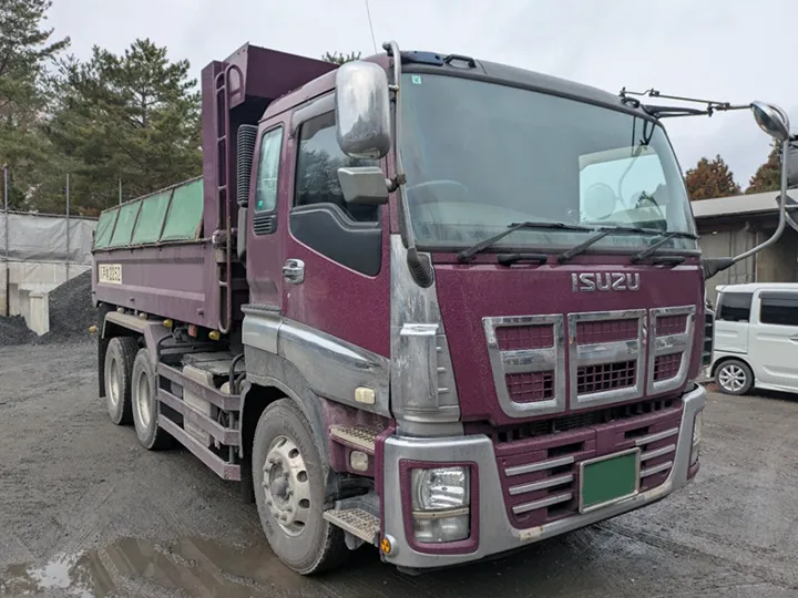 トラックの販売ギガ