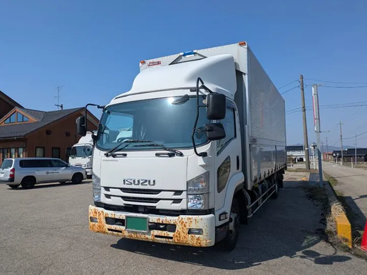 トラックの販売フォワード