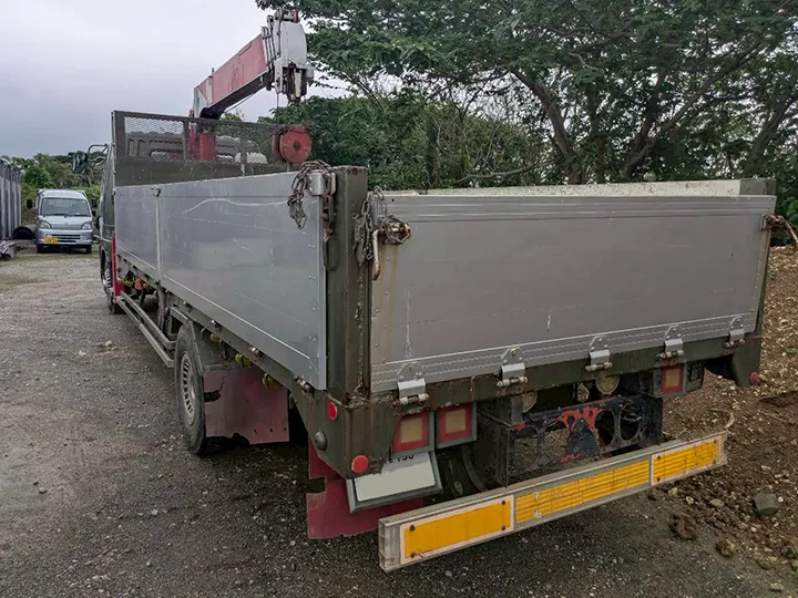 トラックの販売ファイター