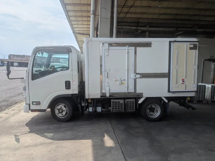 トラックの販売エルフ