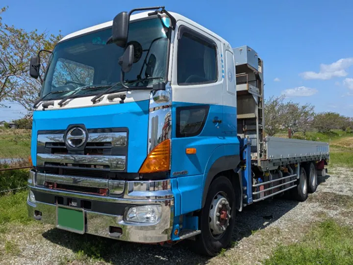 トラックの販売プロフィア