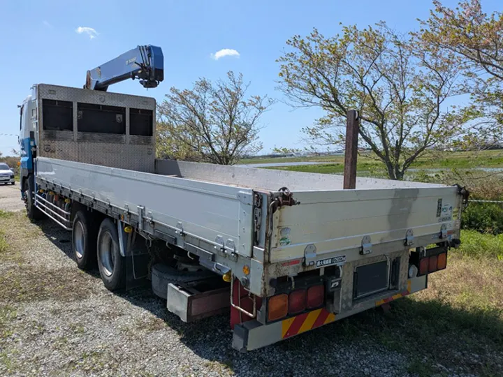 トラックの販売プロフィア