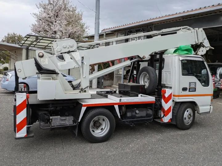 トラックの販売エルフ