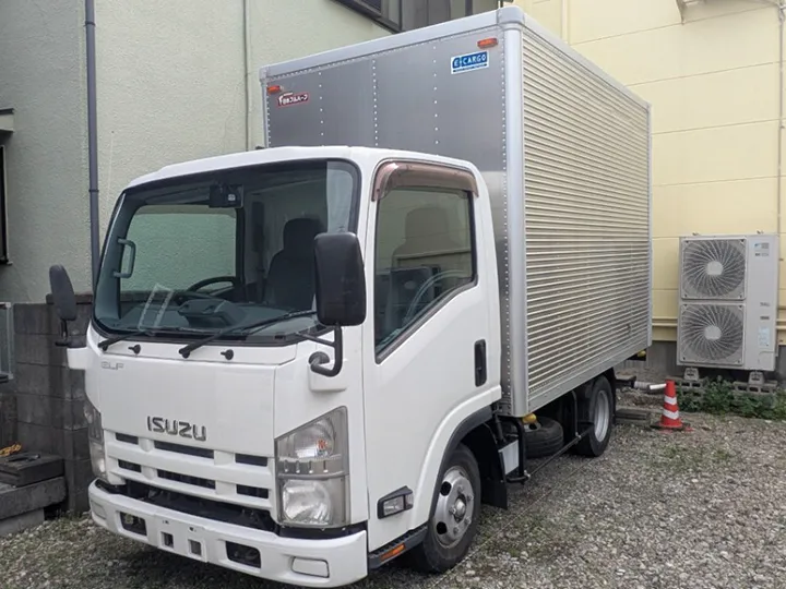 トラックの販売エルフ