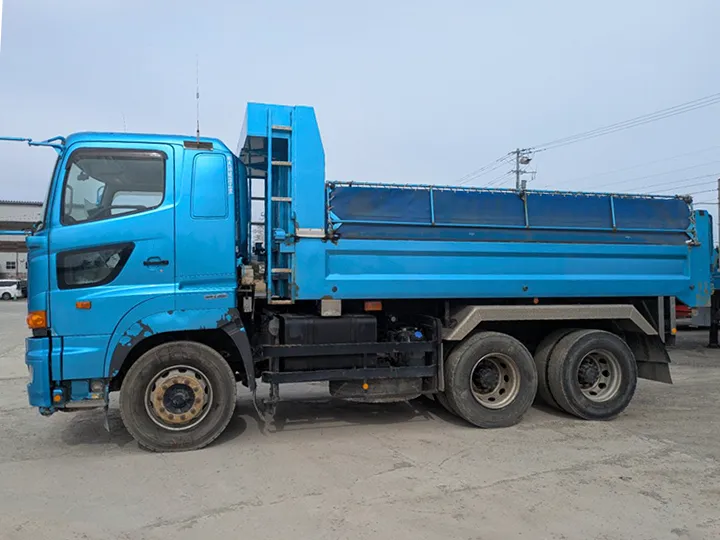 トラックの販売プロフィア