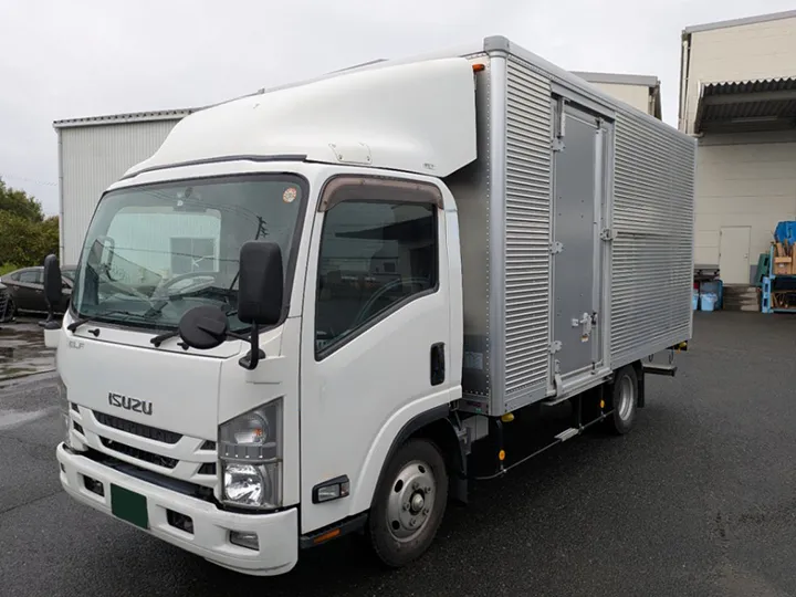 トラックの販売エルフ