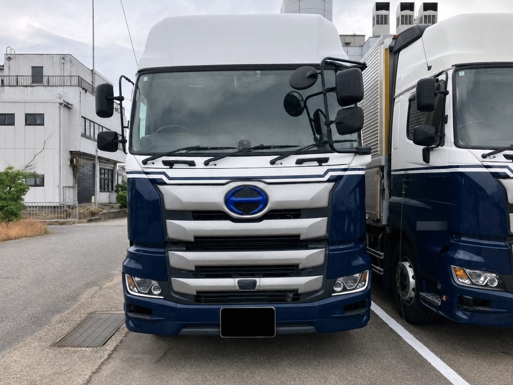 トラックの販売プロフィア