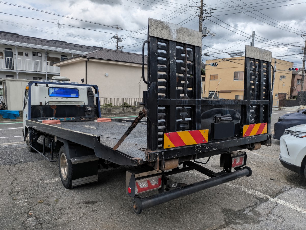 トラックの販売デュトロ