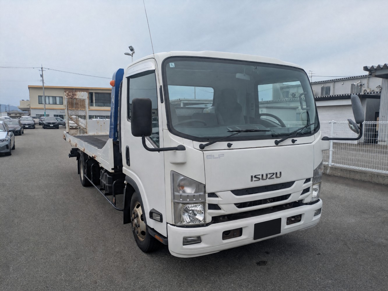 トラックの販売エルフ